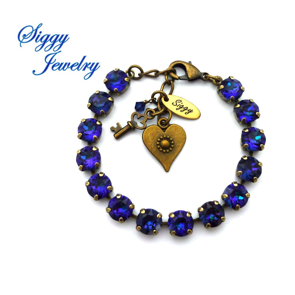 Swarovski Crystal Bracelet 8mm Heliotrope Blue 55$